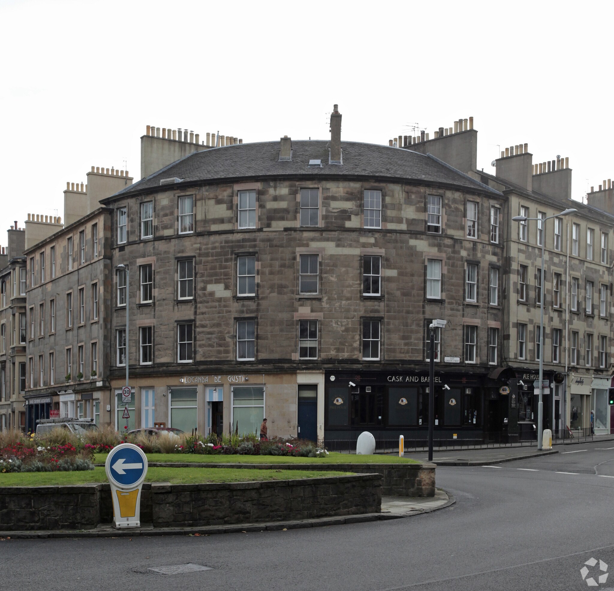 7-11 East London St, Edinburgh for sale Primary Photo- Image 1 of 1