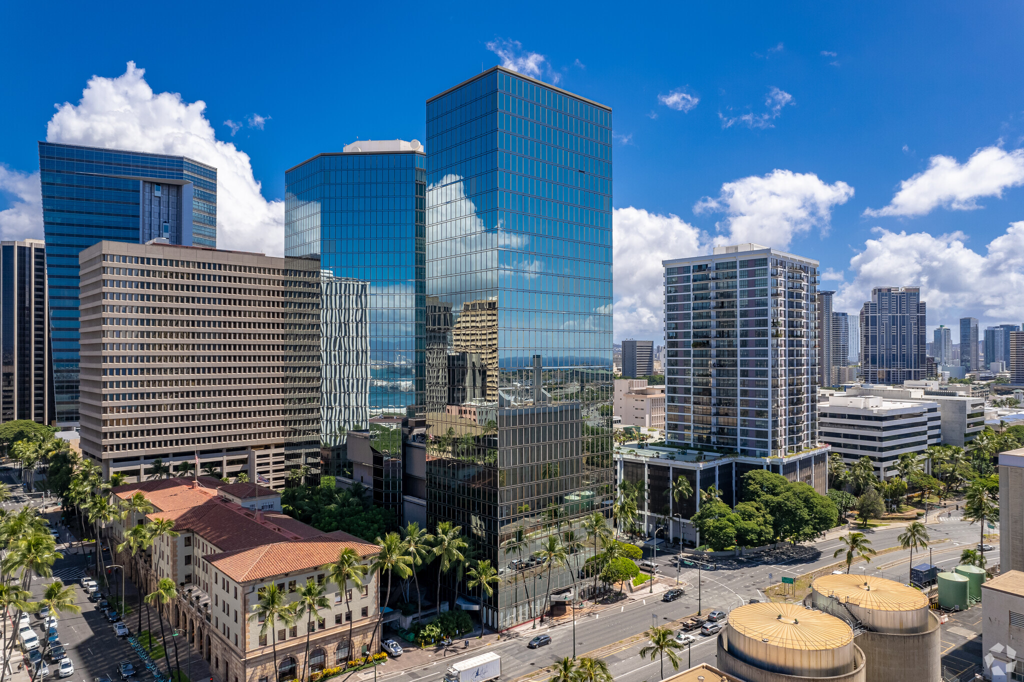 733 Bishop St, Honolulu, HI for rent Building Photo- Image 1 of 33