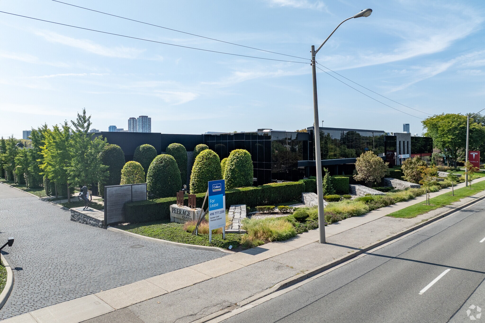 1325 Lawrence Ave E, Toronto, ON to rent Primary Photo- Image 1 of 6