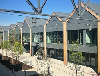 More details for 4 Rue Des Frères Louis Et Émile Bertrand, Venissieux - Retail to Rent