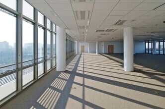 Office in Nanterre to rent Interior Photo- Image 1 of 1