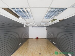 8 Lime St, Bedford to rent Building Photo- Image 2 of 2