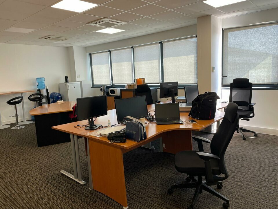 Office in Meyzieu to rent Interior Photo- Image 1 of 10