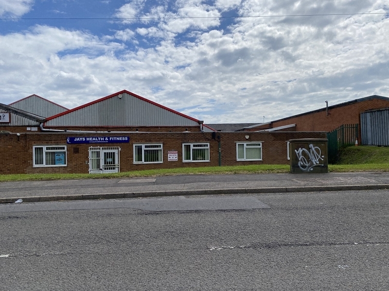 Strawberry Ln, Willenhall for rent Building Photo- Image 1 of 10