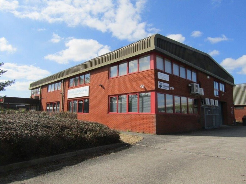 Sunbeam Rd, Kempston to rent - Building Photo - Image 1 of 16
