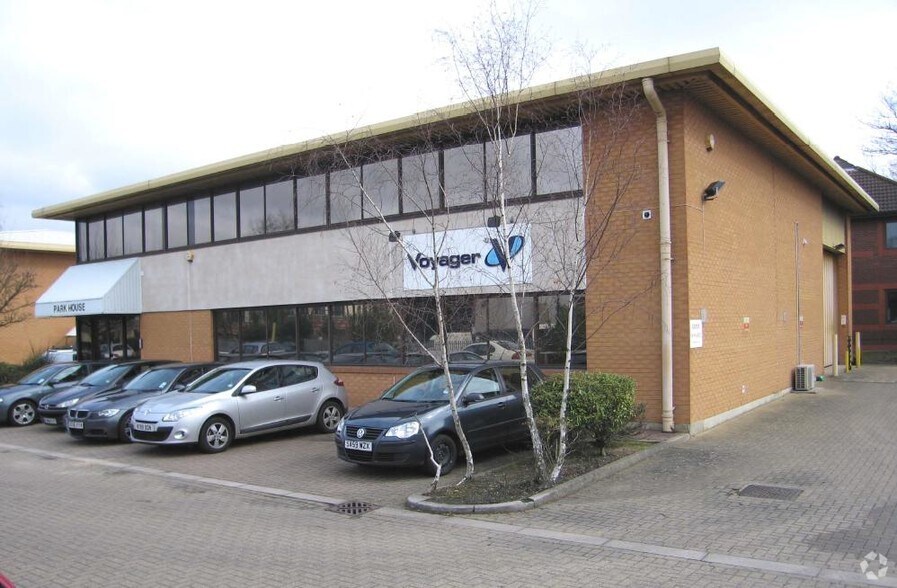 Downmill Rd, Bracknell for sale - Primary Photo - Image 1 of 1