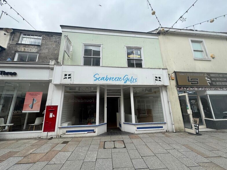10 Fore St, St Austell for sale - Primary Photo - Image 1 of 7
