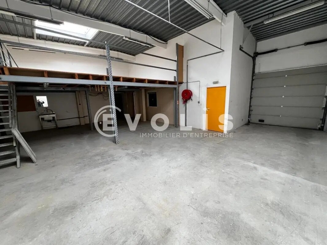 Industrial in Bondoufle to rent Interior Photo- Image 1 of 10