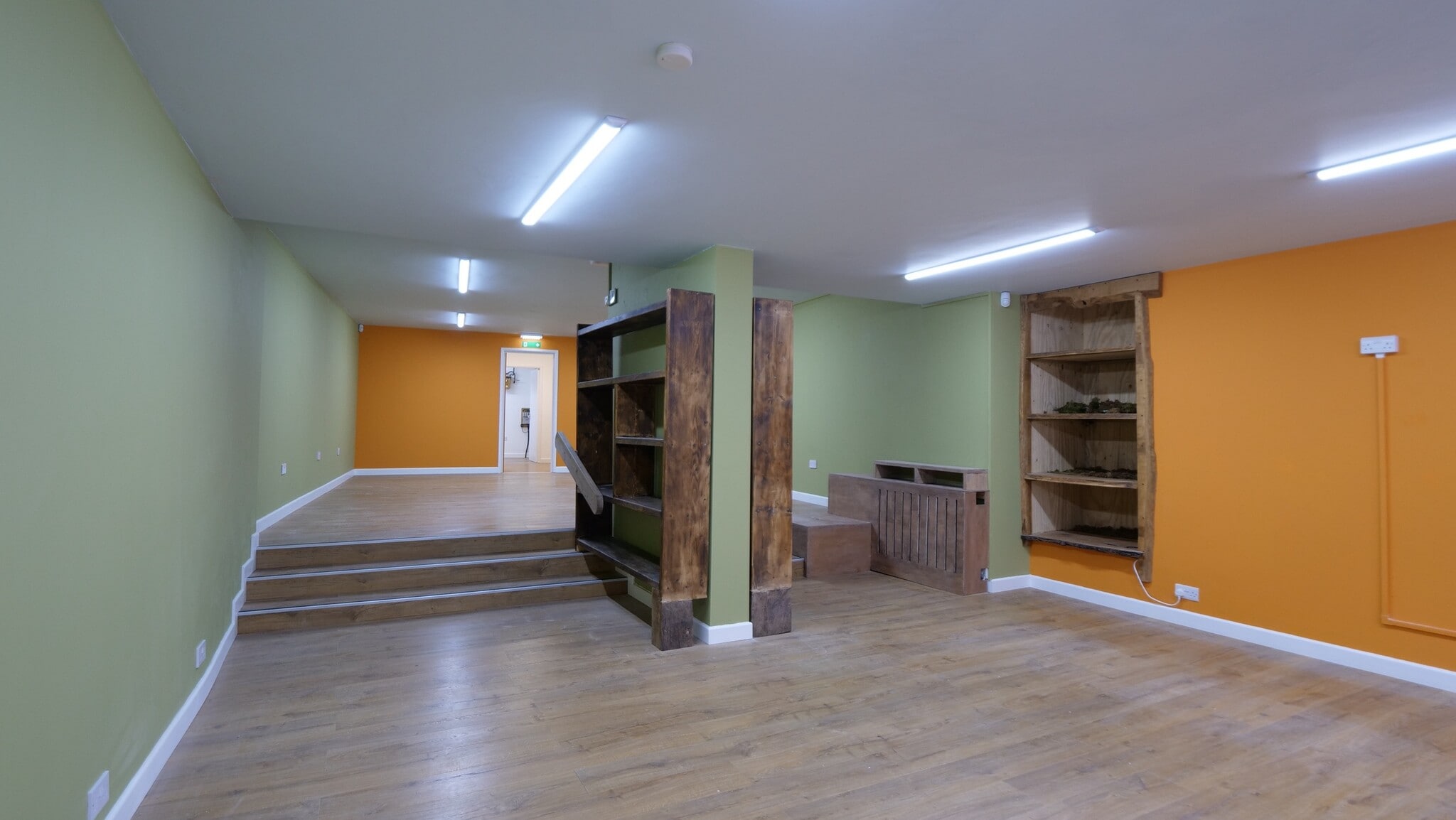 6-6A Bulwark, Brecon to rent Interior Photo- Image 1 of 7