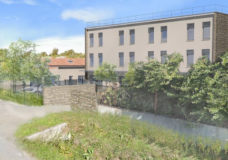 7 B Avenue Du Maréchal De Lattre De Tassigny, Les Pennes-Mirabeau for sale Building Photo- Image 1 of 10