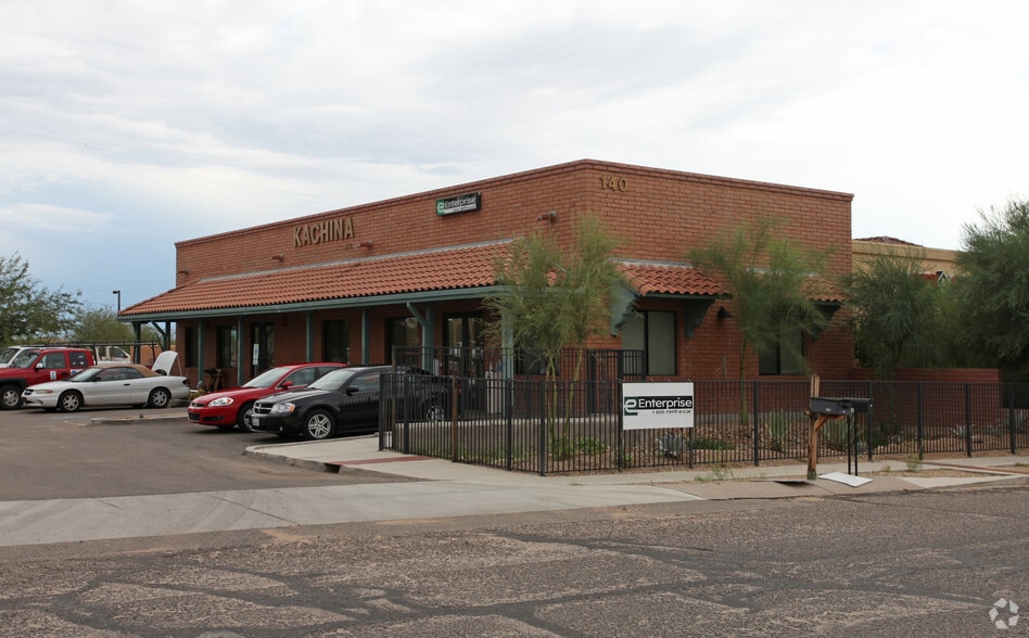 140 W Calle De Las Tiendas, Green Valley 85614 UK