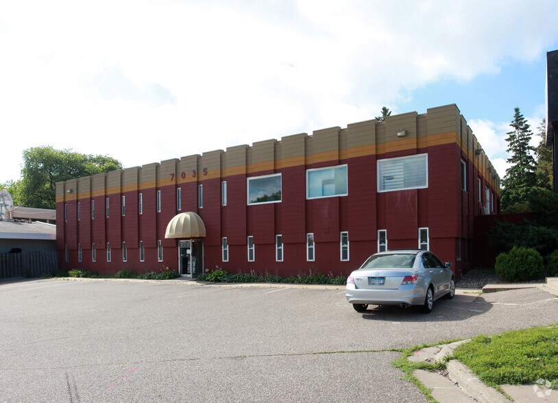 7035 Wayzata Blvd, Saint Louis Park 55426 Office for Rent UK
