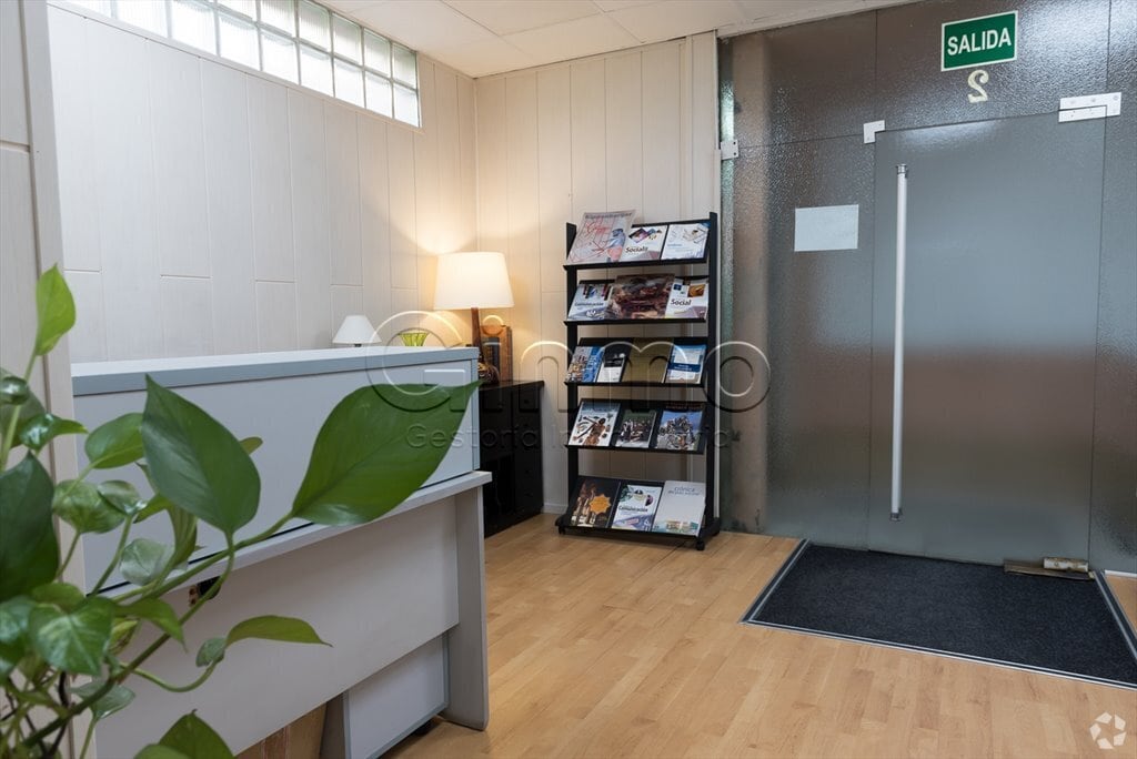 Co-working Space in Madrid, Madrid to rent Interior Photo- Image 1 of 14