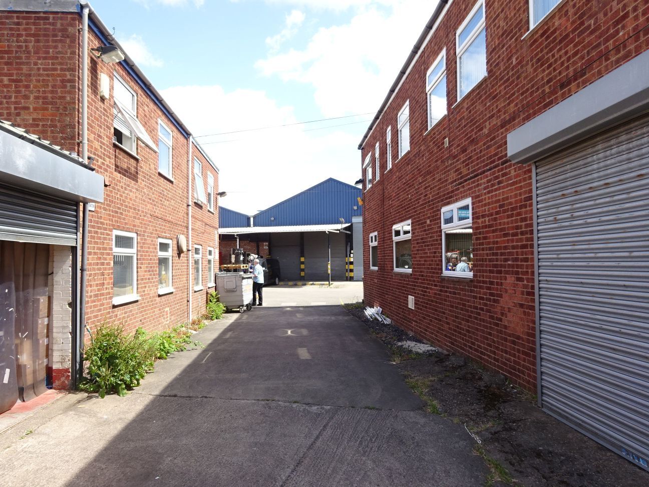 Lilac Grv, Beeston to rent Interior Photo- Image 1 of 13