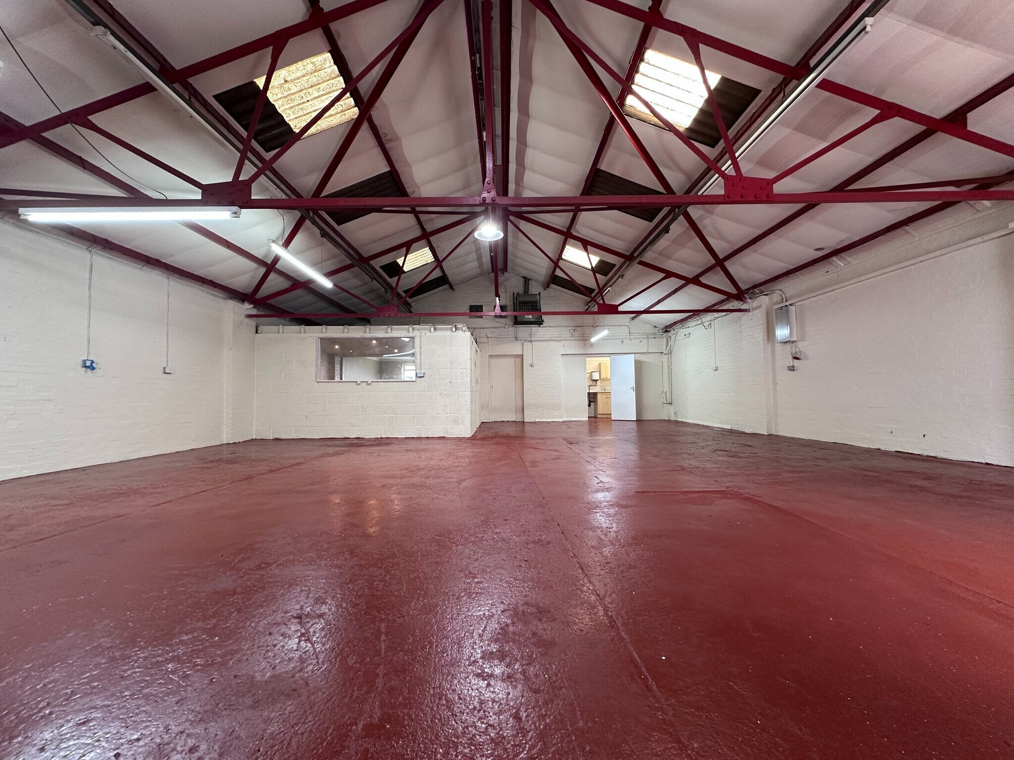 Little Ann St, Birmingham to rent Interior Photo- Image 1 of 6