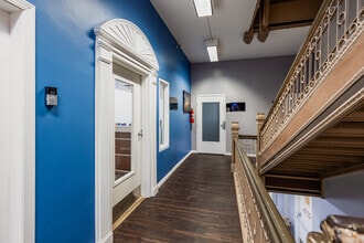 351-355 5th Ave, Pittsburgh, PA to rent Interior Photo- Image 1 of 10