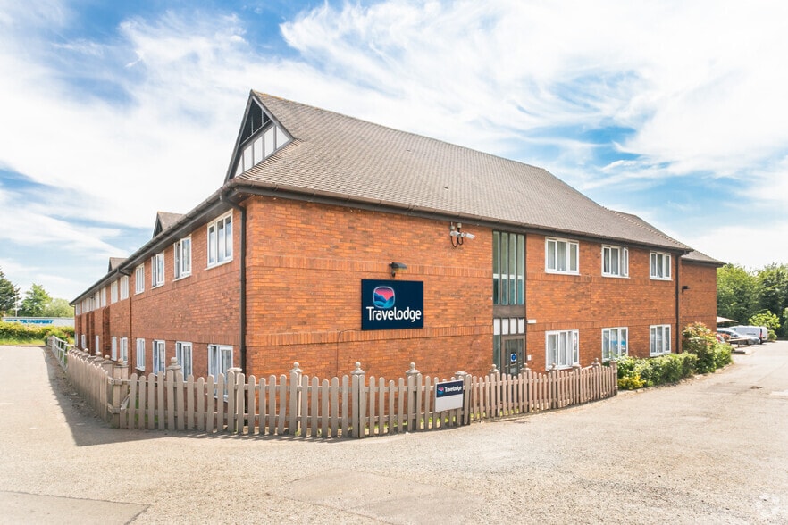 London Rd, Northampton for sale - Primary Photo - Image 1 of 1