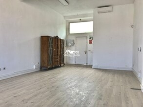 Retail in Torrelodones, Madrid to rent Interior Photo- Image 1 of 6
