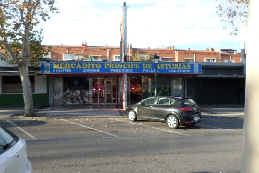 Retail in Villaviciosa de Odón, Madrid for sale - Building Photo - Image 2 of 2