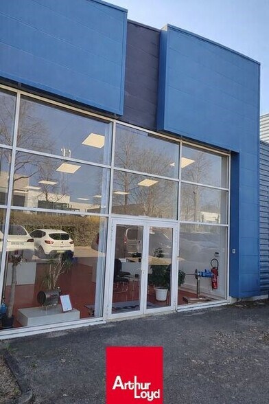 Retail in Gleizé for sale - Building Photo - Image 2 of 6