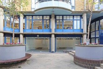 Brewery Sq, London for rent Building Photo- Image 1 of 7