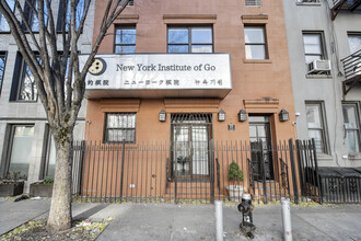 424 W 49th St, New York, NY for sale Building Photo- Image 1 of 7