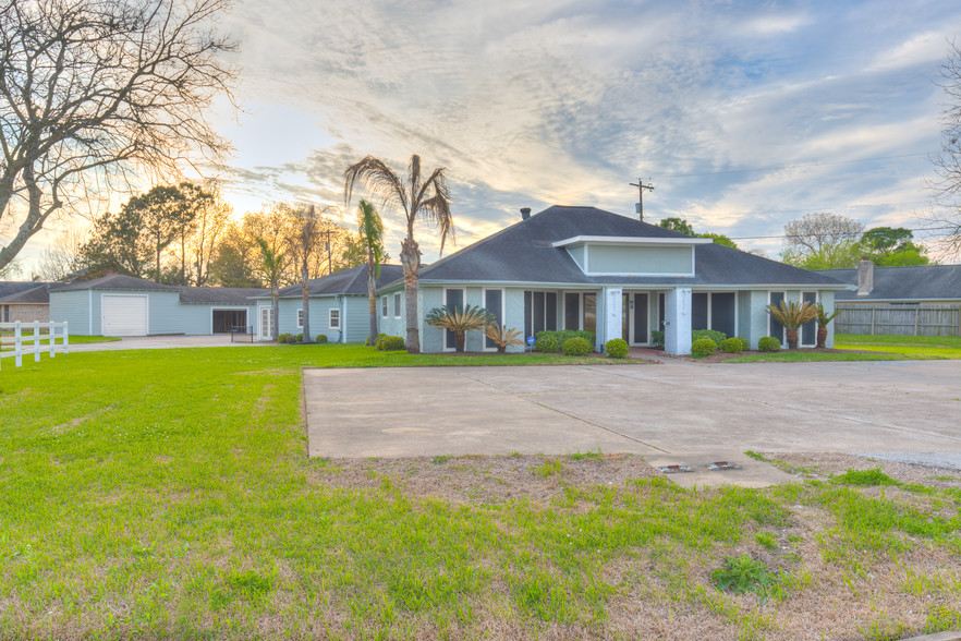 2900 Dickinson Ave, Dickinson, TX for sale - Other - Image 1 of 1