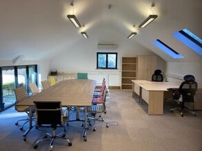 London Rd, Wheatley to rent Interior Photo- Image 2 of 5