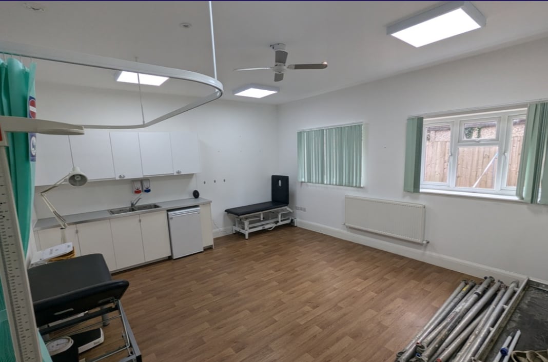 157-159 High St, Kingston Upon Thames to rent Interior Photo- Image 1 of 4