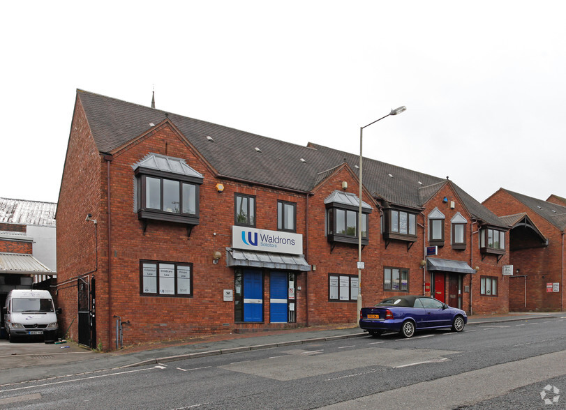 31-34 The Inhedge, Dudley for sale - Building Photo - Image 2 of 4