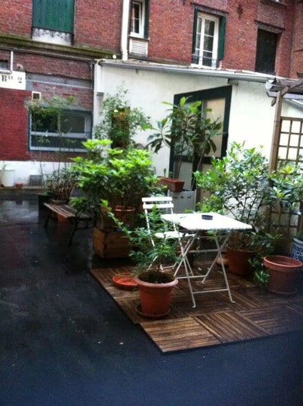 Retail in Paris for sale - Building Photo - Image 3 of 4