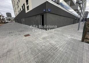 Retail in Badalona, Barcelona to rent Interior Photo- Image 1 of 11