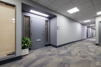 7451-7499 Rte Transcanadienne, Montréal, QC to rent Interior Photo- Image 1 of 4