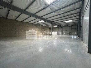 Office in Lieusaint to rent Building Photo- Image 2 of 5