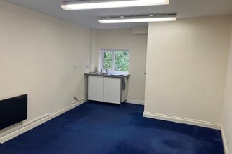 The Parade, Liskeard to rent Interior Photo- Image 2 of 2