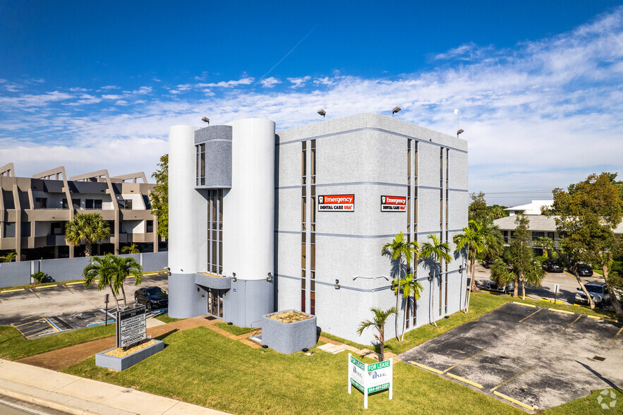 2161 E Commercial Blvd, Fort Lauderdale, FL for sale - Primary Photo - Image 1 of 1