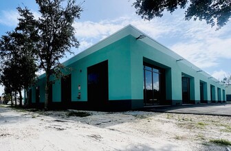 7275 NW 1st Ct, Miami, FL for rent Building Photo- Image 1 of 3