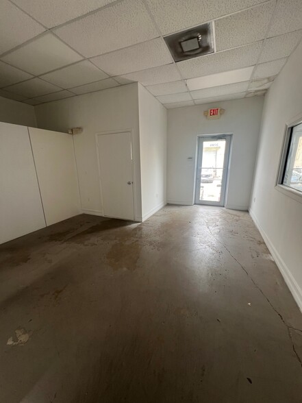 3775-3787 NW 46th St, Miami, FL for rent - Interior Photo - Image 3 of 8