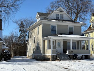 More details for 1131 Wisconsin St, Oshkosh, WI - Residential for Sale