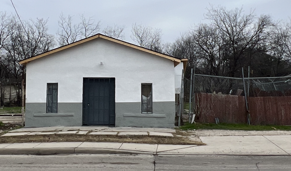 1516 N Zarzamora St, San Antonio, TX for rent - Building Photo - Image 1 of 3