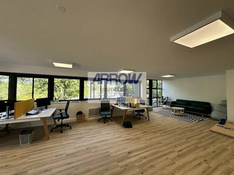 Office in Orvault to rent - Building Photo - Image 3 of 3