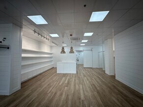 7209-7309 Chad Colley Blvd, Barling, AR to rent Interior Photo- Image 1 of 3