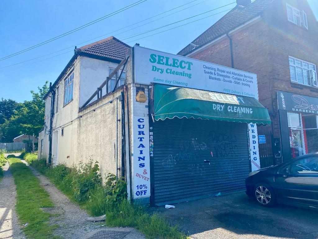 170 Collier Row Ln, Romford for sale Primary Photo- Image 1 of 1