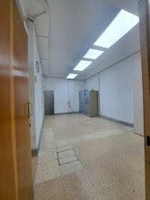 Retail in Barcelona, Barcelona to rent Interior Photo- Image 1 of 15