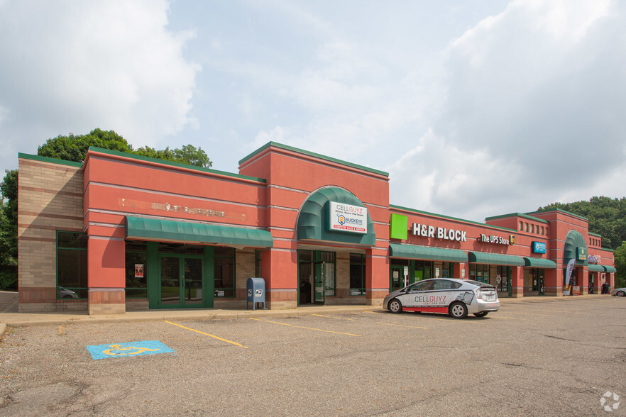 1240-1266 Lincoln Way E, Massillon, OH for rent - Building Photo - Image 1 of 2