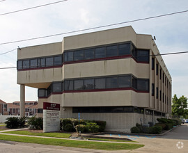 527 West Esplanade Ave, Kenner, LA for sale Primary Photo- Image 1 of 1