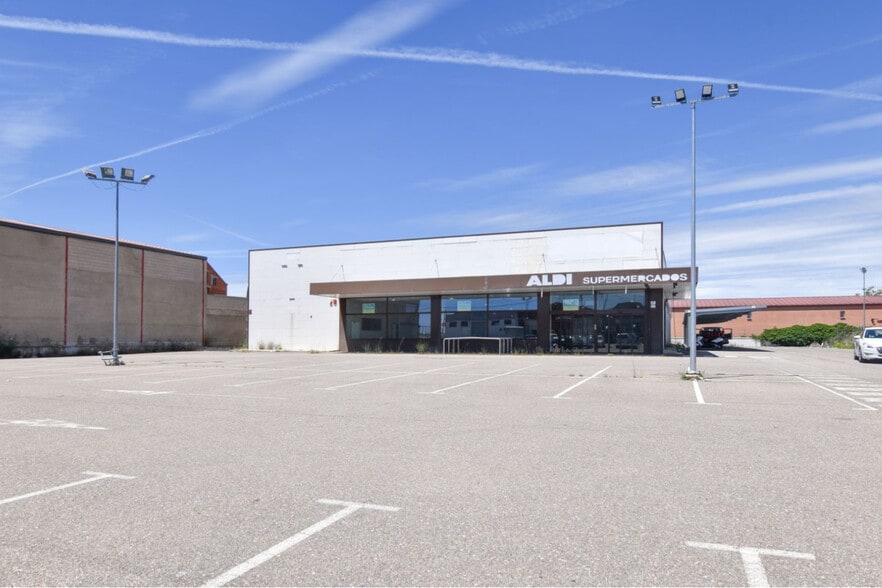 Carretera Tordesillas, 15 F, Toro, Zamora to rent - Building Photo - Image 2 of 3