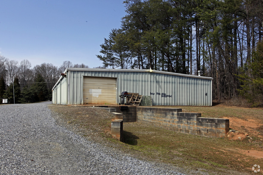 3717 W Franklin Blvd, Gastonia, NC for sale - Building Photo - Image 2 of 3