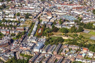 Mount Pleasant Av, Tunbridge Wells for sale Primary Photo- Image 1 of 5