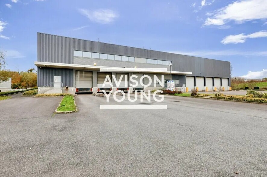 Light Industrial in Villeparisis to rent - Building Photo - Image 1 of 7